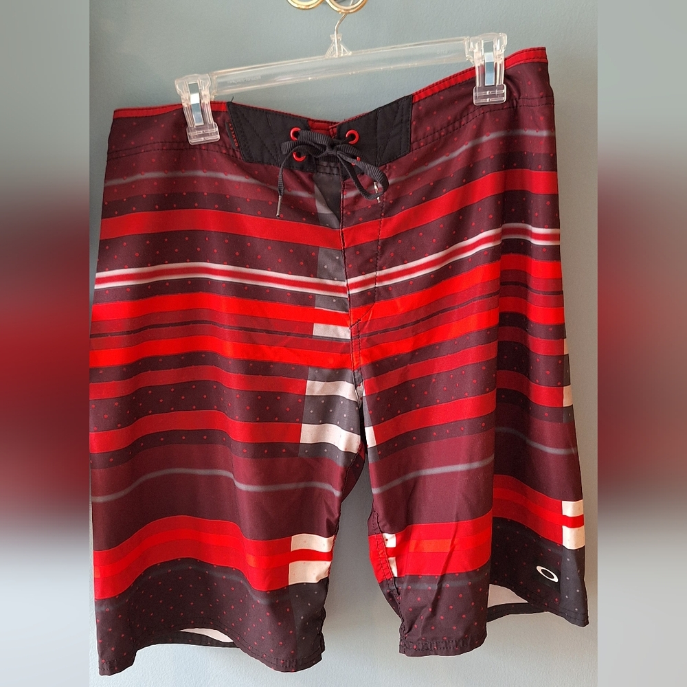 Oakley Men's Red and Black Board Shorts Size 34